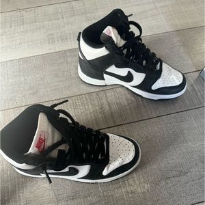 panda high top, Nike dunks